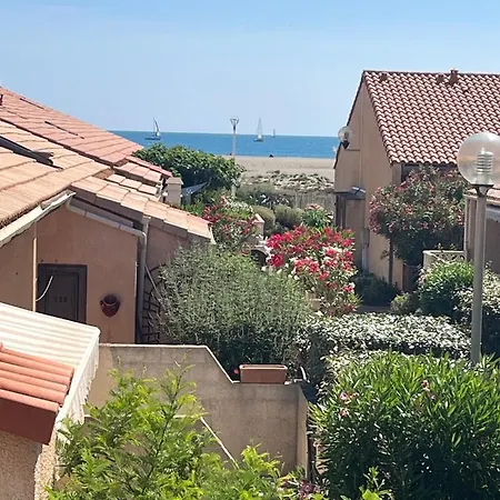 Le Petit Baigneur De La Grand Bleue Leucate